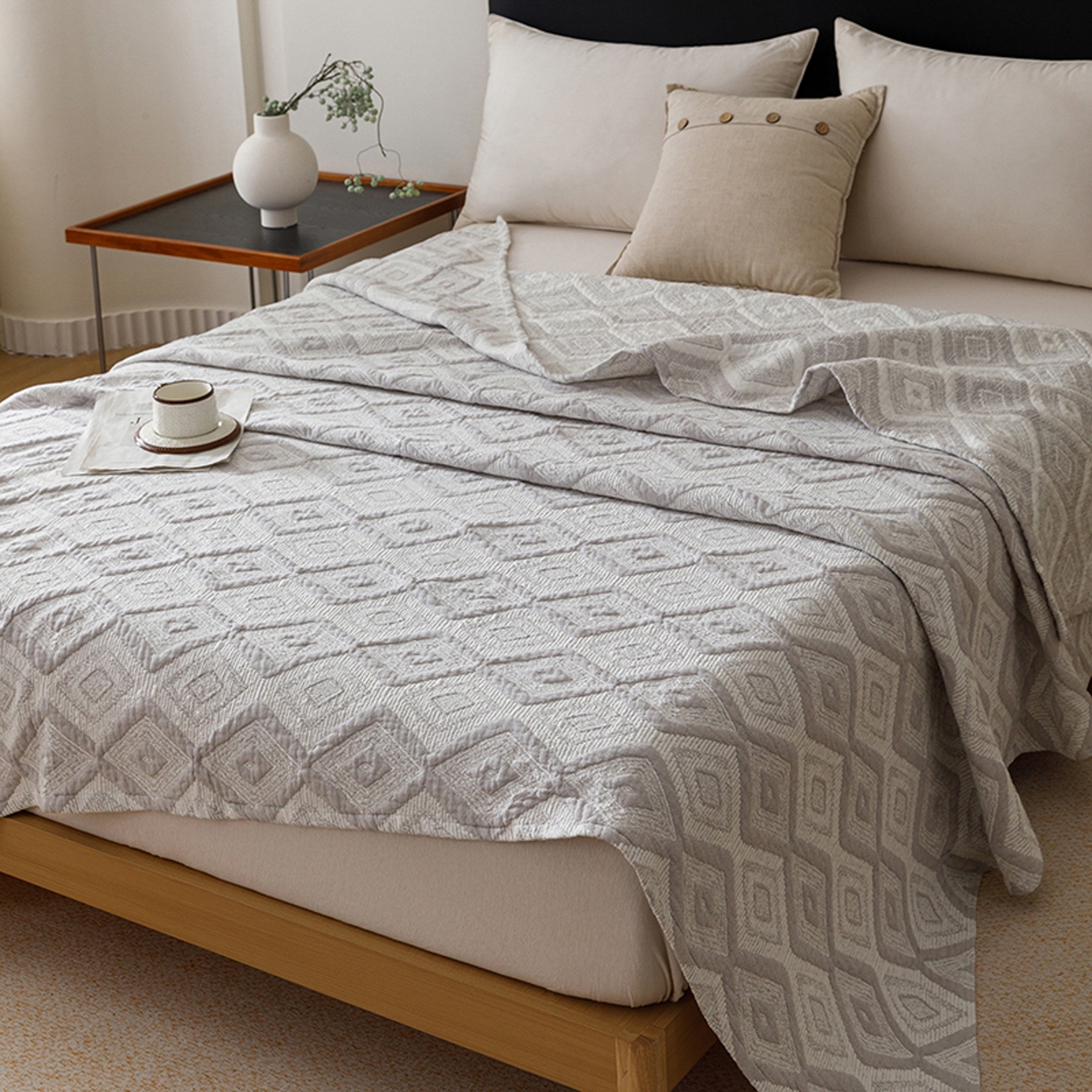 91家纺网 家纺一手货源 找家纺 悦然毛巾被 2026新款全棉外贸条纹格子纱布盖毯 极简灰