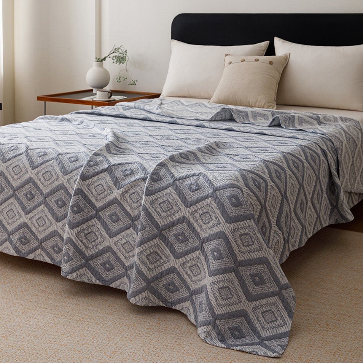 91家纺网 家纺一手货源 找家纺 悦然毛巾被 2026新款全棉外贸条纹格子纱布盖毯 极简蓝