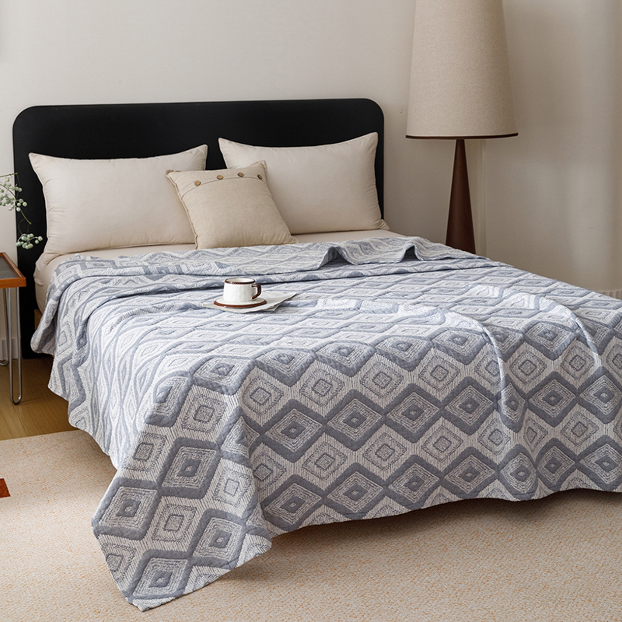 91家纺网 家纺一手货源 找家纺 悦然毛巾被 2026新款全棉外贸条纹格子纱布盖毯 极简蓝