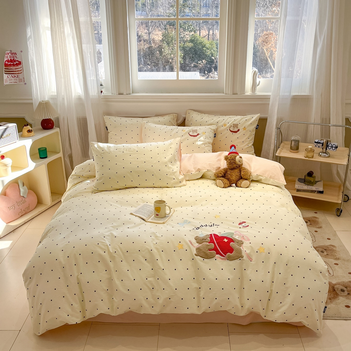 91家纺网 家纺一手货源 找家纺 乐美家纺 2026春夏新款软萌全棉纯棉贴布绣系列四件套 苹果小熊