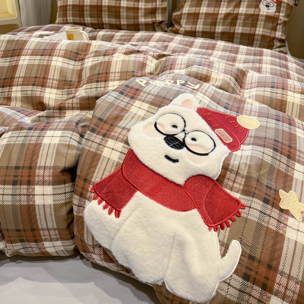 91家纺网 家纺一手货源 找家纺 乐美家纺 2026春夏新款软萌全棉纯棉贴布绣系列四件套 复古英伦西高地