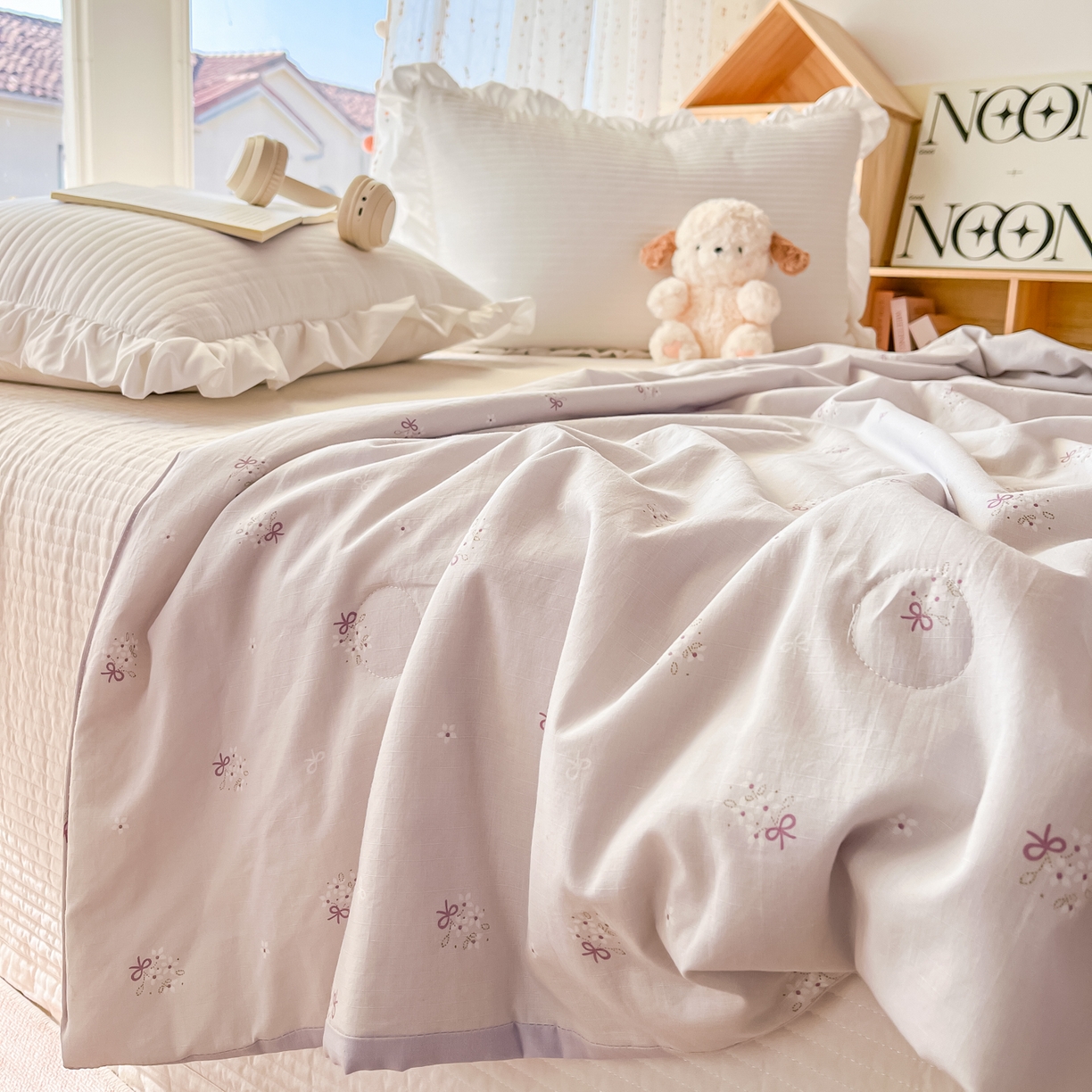 91家纺网 家纺一手货源 找家纺 有货 2026新款全棉棉麻提花印花夏被春秋被被子被-格格花屿系列 芋紫蝶结