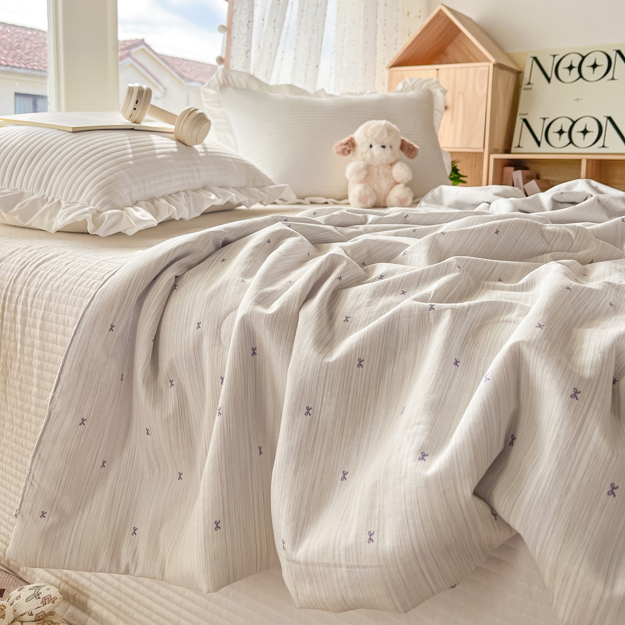 91家纺网 家纺一手货源 找家纺 有货 2026新款全棉棉麻提花印花夏被春秋被被子被-格格花屿系列 芋泥条纹