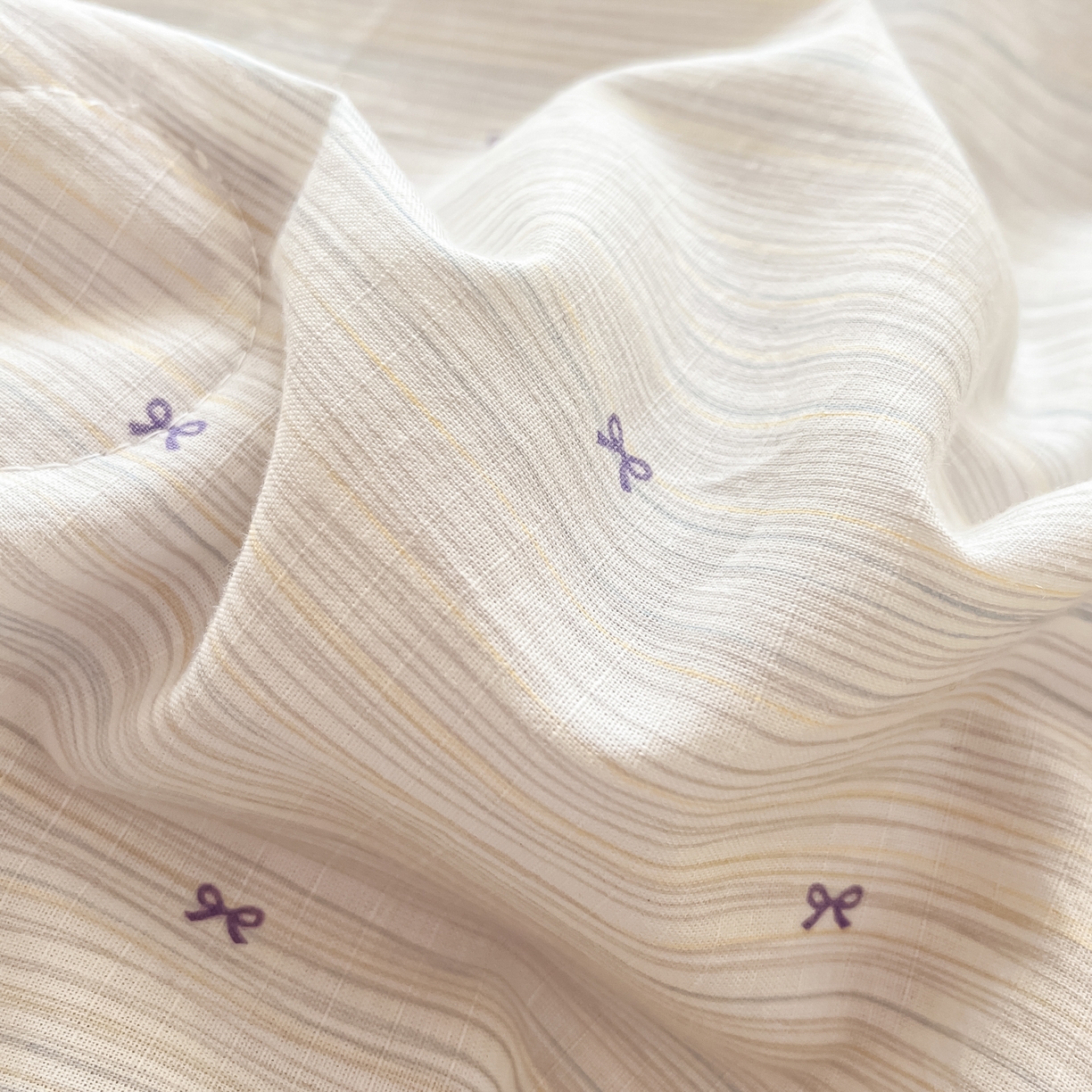 91家纺网 家纺一手货源 找家纺 有货 2026新款全棉棉麻提花印花夏被春秋被被子被-格格花屿系列 芋泥条纹