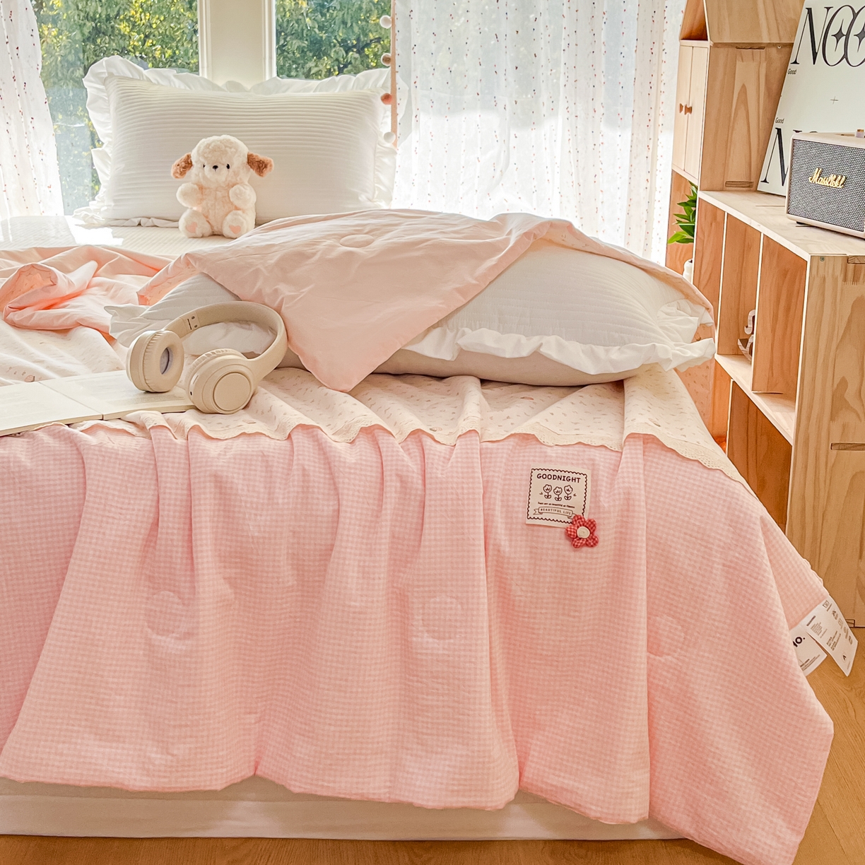 91家纺网 家纺一手货源 找家纺 有货 2026新款全棉棉麻提花印花夏被春秋被被子被-格格花屿系列 粉莓朵朵