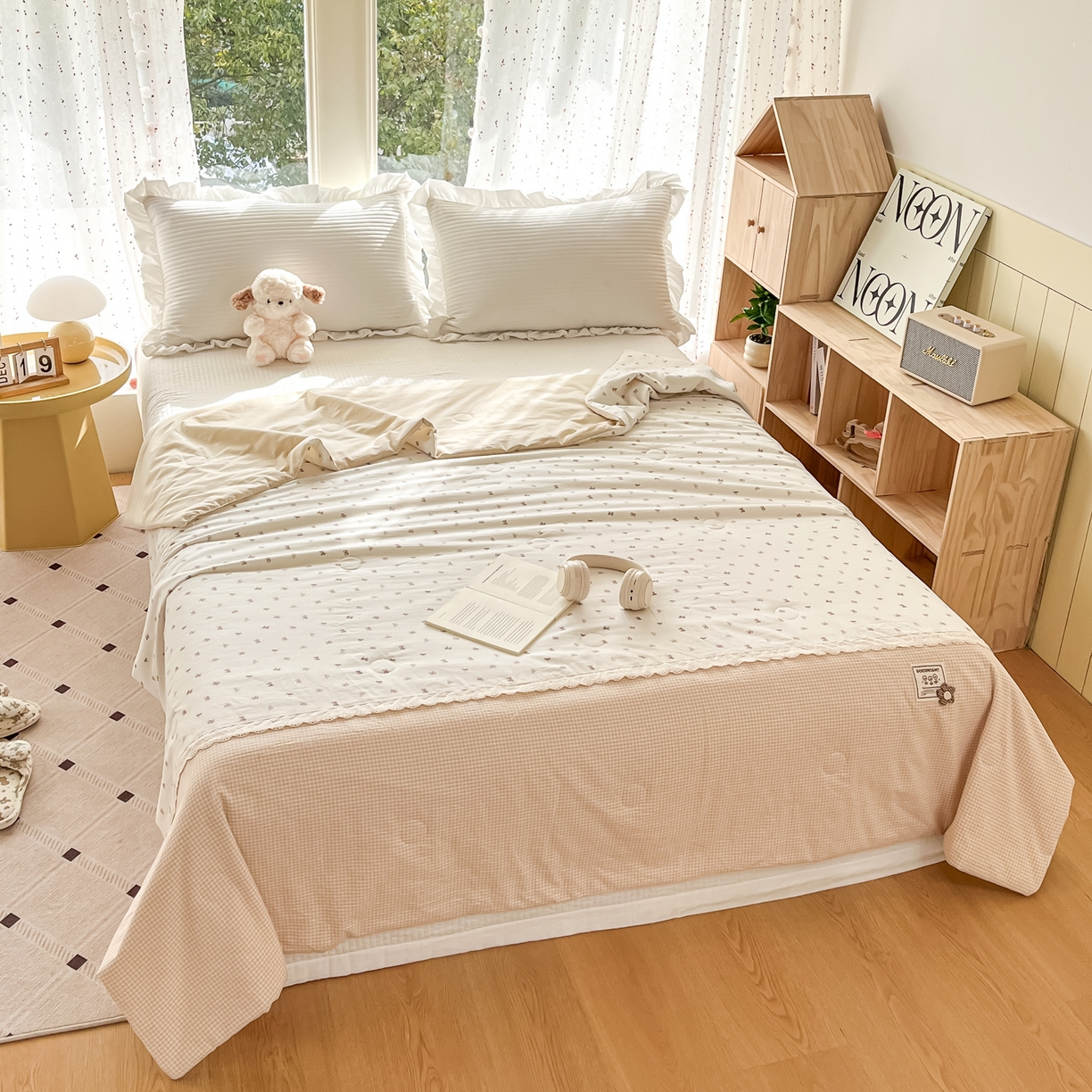 91家纺网 家纺一手货源 找家纺 有货 2026新款全棉棉麻提花印花夏被春秋被被子被-格格花屿系列 奶白蝴蝶