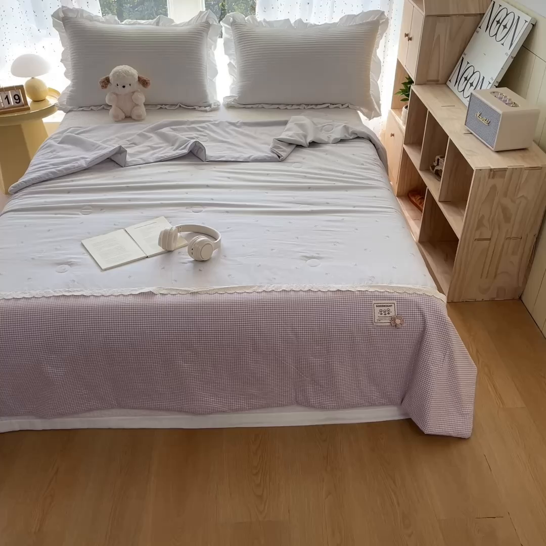 91家纺网 家纺一手货源 找家纺 （总）有货 2026新款全棉棉麻提花印花夏被春秋被被子被-格格花屿系列