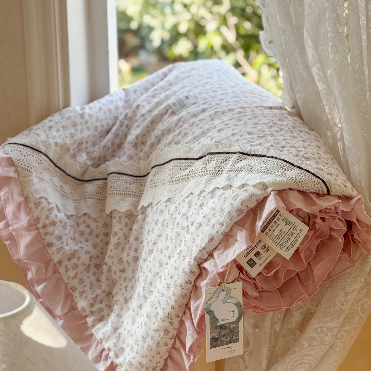 91家纺网 家纺一手货源 找家纺 有货 2026春夏新款全棉双层纱被子被芯-南法假日系列 粉蔷薇