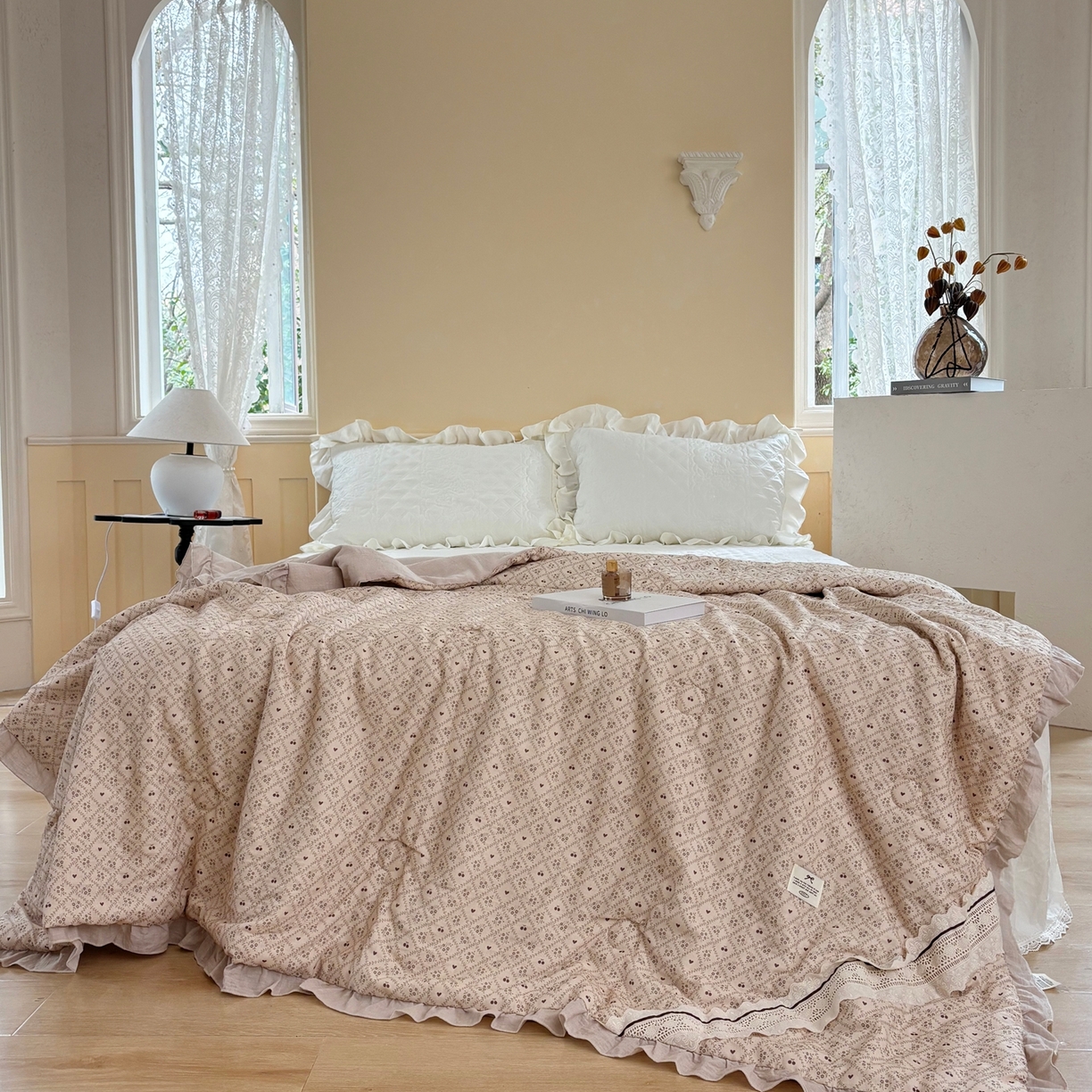 91家纺网 家纺一手货源 找家纺 有货 2026春夏新款全棉双层纱被子被芯-南法假日系列 桃心曲