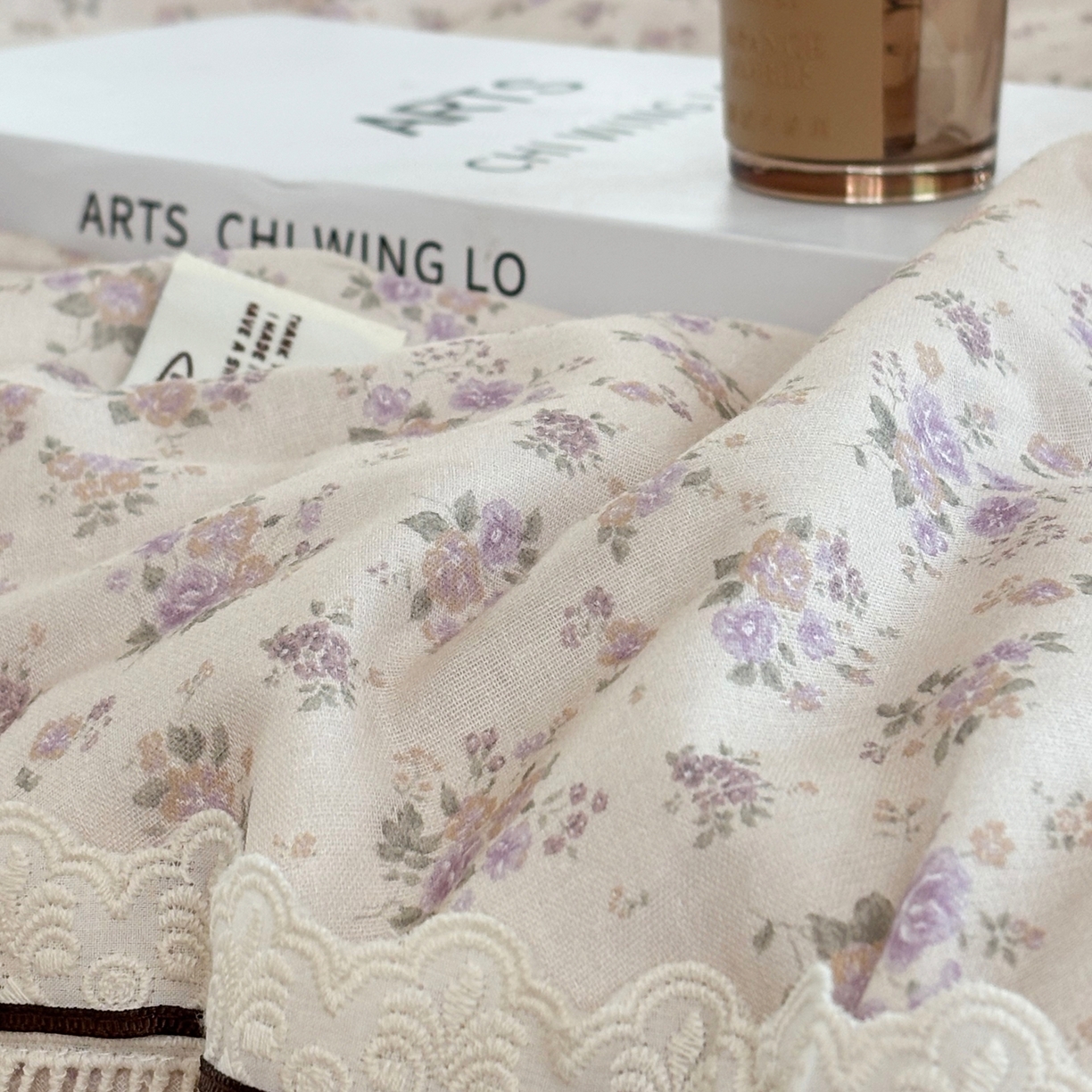 91家纺网 家纺一手货源 找家纺 有货 2026春夏新款全棉双层纱被子被芯-南法假日系列 熏衣茶