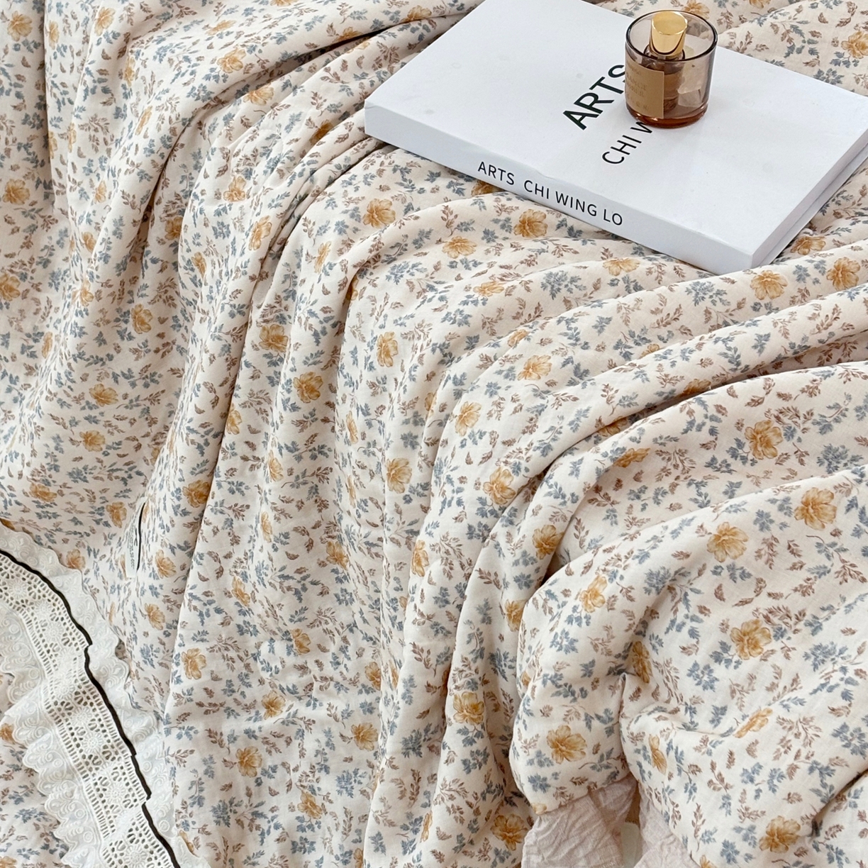 91家纺网 家纺一手货源 找家纺 有货 2026春夏新款全棉双层纱被子被芯-南法假日系列 暖阳盏