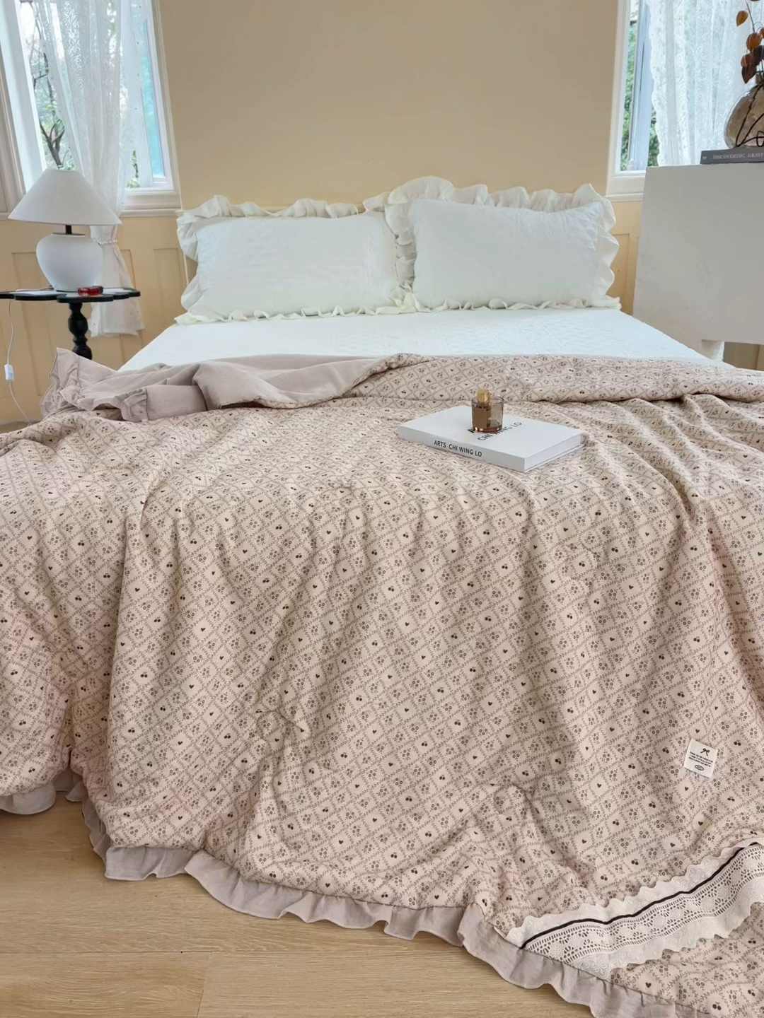 91家纺网 家纺一手货源 找家纺 有货 2026春夏新款全棉双层纱被子被芯-南法假日系列 桃心曲