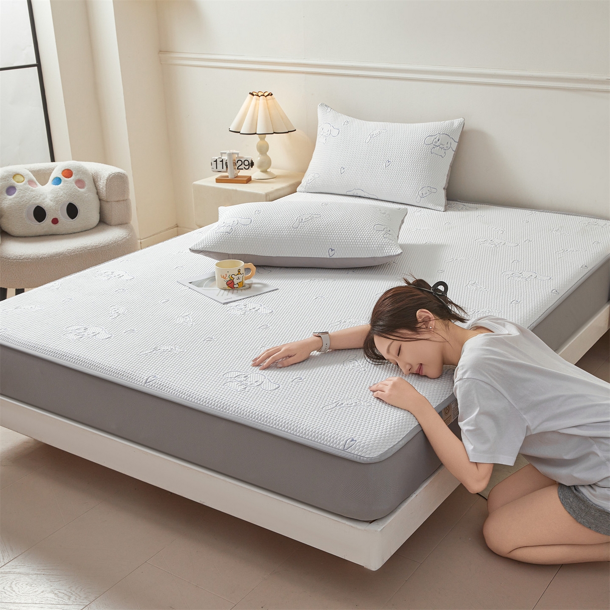 91家纺网 家纺一手货源 找家纺 恒爱家纺 2026新款冰豆豆冰丝床笠凉席席子凉席 大耳狗-蓝