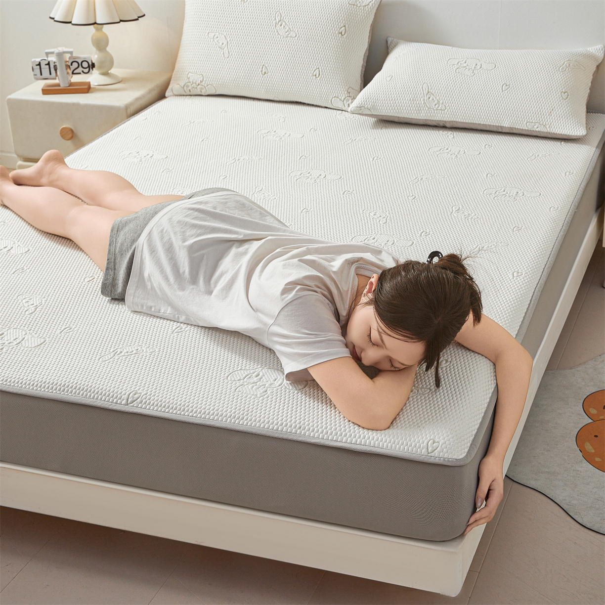 91家纺网 家纺一手货源 找家纺 恒爱家纺 2026新款冰豆豆冰丝床笠凉席席子凉席 大耳狗-绿