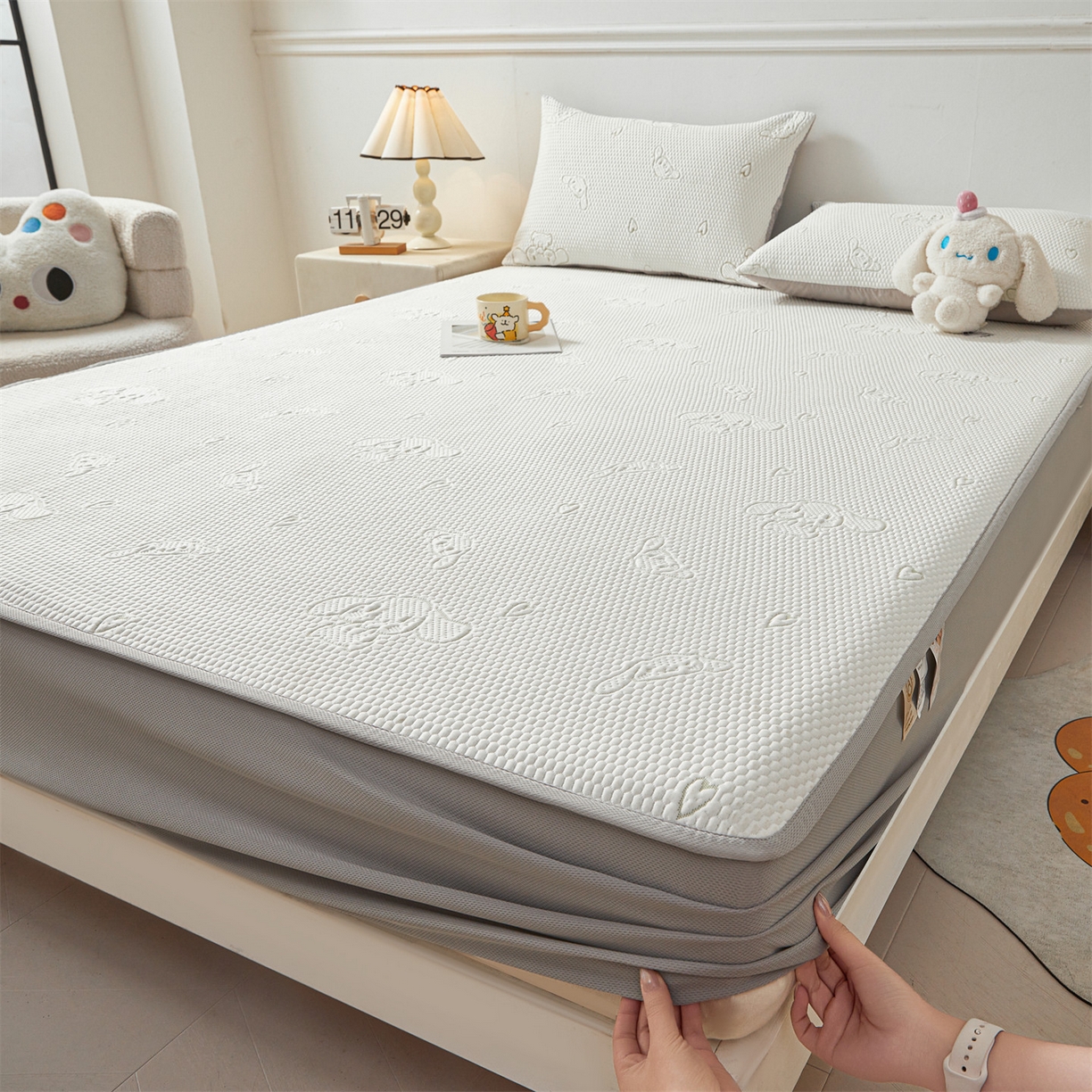 91家纺网 家纺一手货源 找家纺 恒爱家纺 2026新款冰豆豆冰丝床笠凉席席子凉席 大耳狗-绿