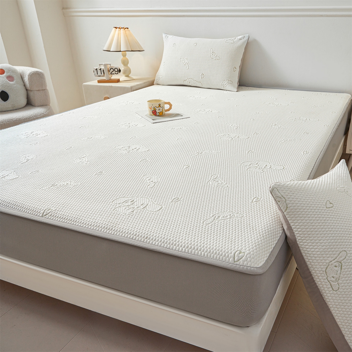 91家纺网 家纺一手货源 找家纺 恒爱家纺 2026新款冰豆豆冰丝床笠凉席席子凉席 大耳狗-绿