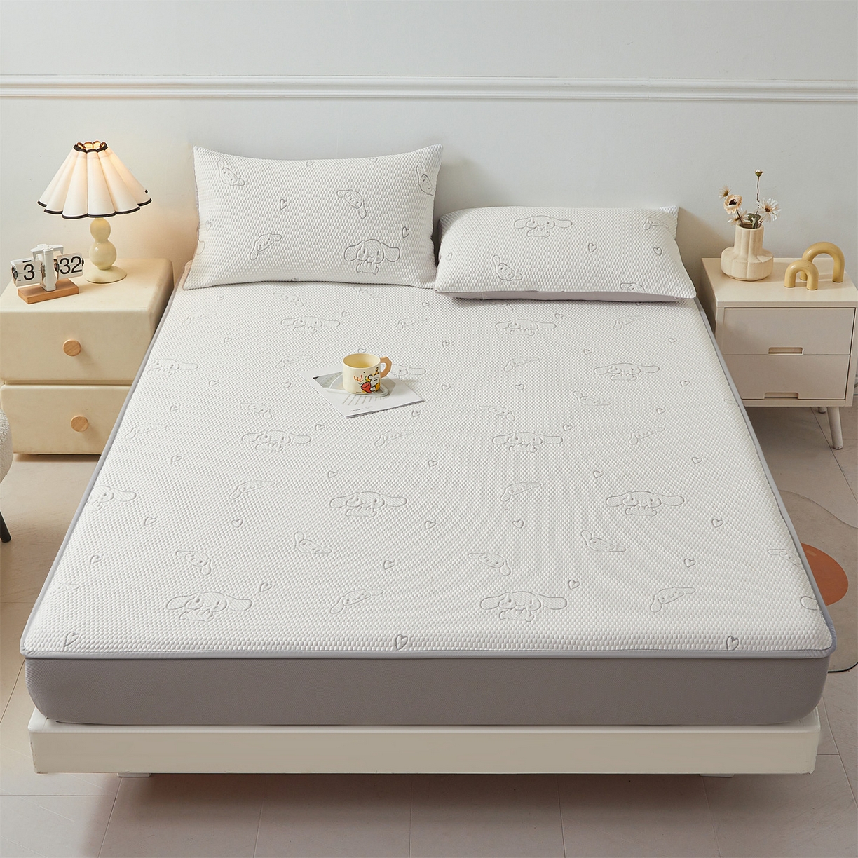 91家纺网 家纺一手货源 找家纺 恒爱家纺 2026新款冰豆豆冰丝床笠凉席席子凉席 大耳狗-浅灰