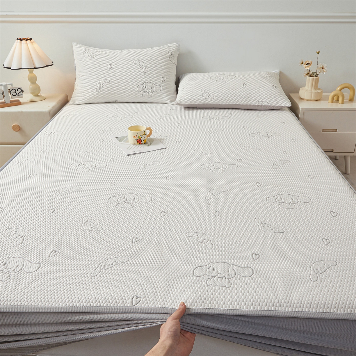 91家纺网 家纺一手货源 找家纺 恒爱家纺 2026新款冰豆豆冰丝床笠凉席席子凉席 大耳狗-浅灰