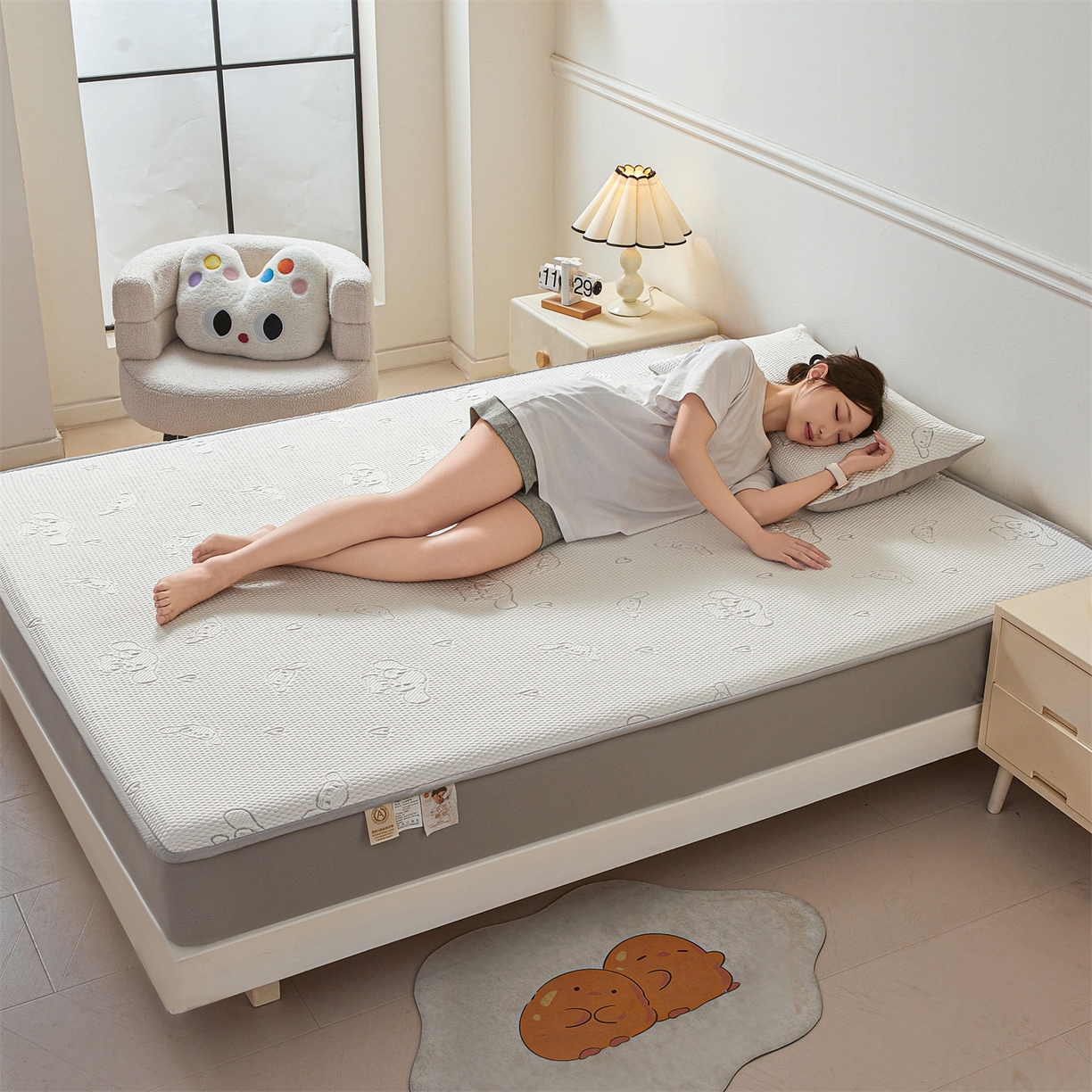 91家纺网 家纺一手货源 找家纺 恒爱家纺 2026新款冰豆豆冰丝床笠凉席席子凉席 大耳狗-浅灰