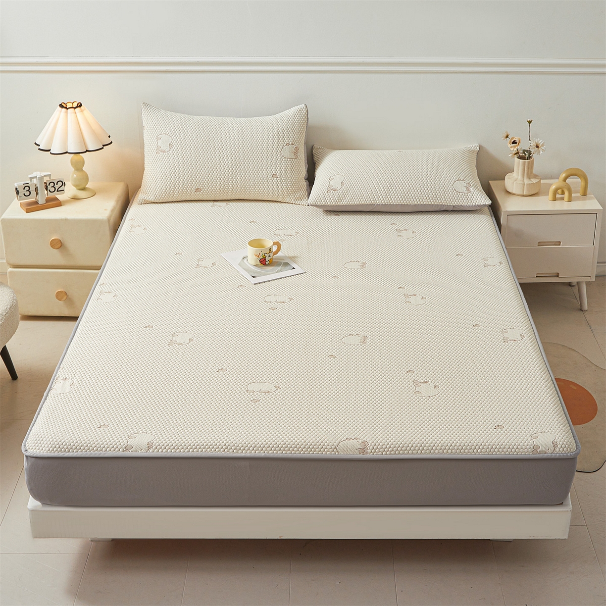 91家纺网 家纺一手货源 找家纺 恒爱家纺 2026新款冰豆豆冰丝床笠凉席席子凉席 卡皮巴拉-豆沙