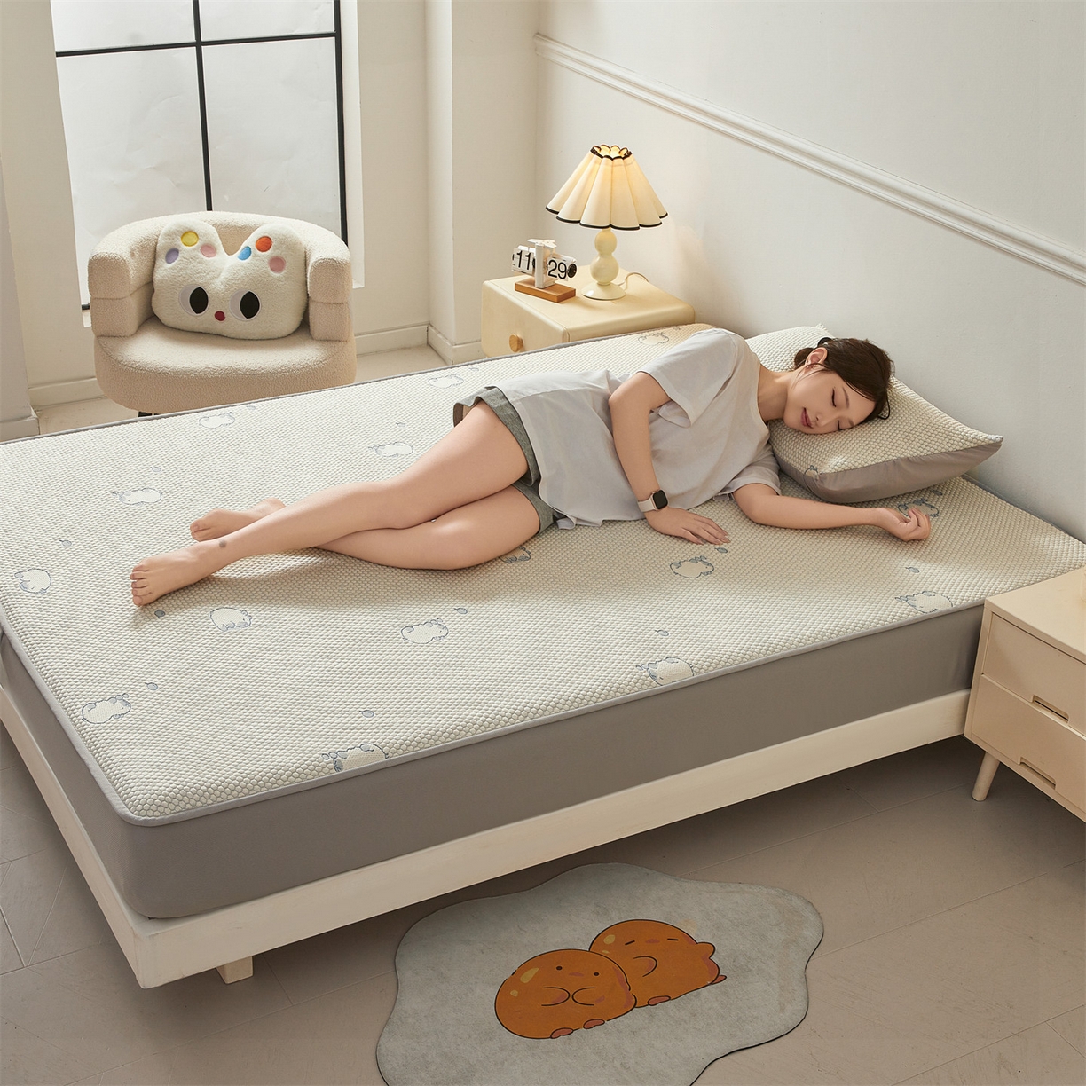 91家纺网 家纺一手货源 找家纺 恒爱家纺 2026新款冰豆豆冰丝床笠凉席席子凉席 卡皮巴拉-蓝