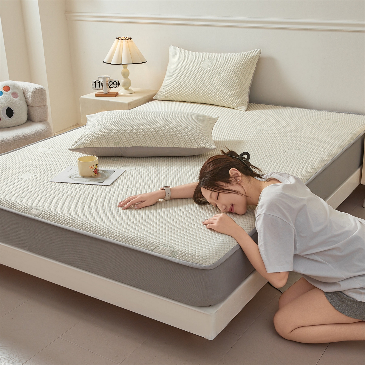 91家纺网 家纺一手货源 找家纺 恒爱家纺 2026新款冰豆豆冰丝床笠凉席席子凉席 卡皮巴拉-绿