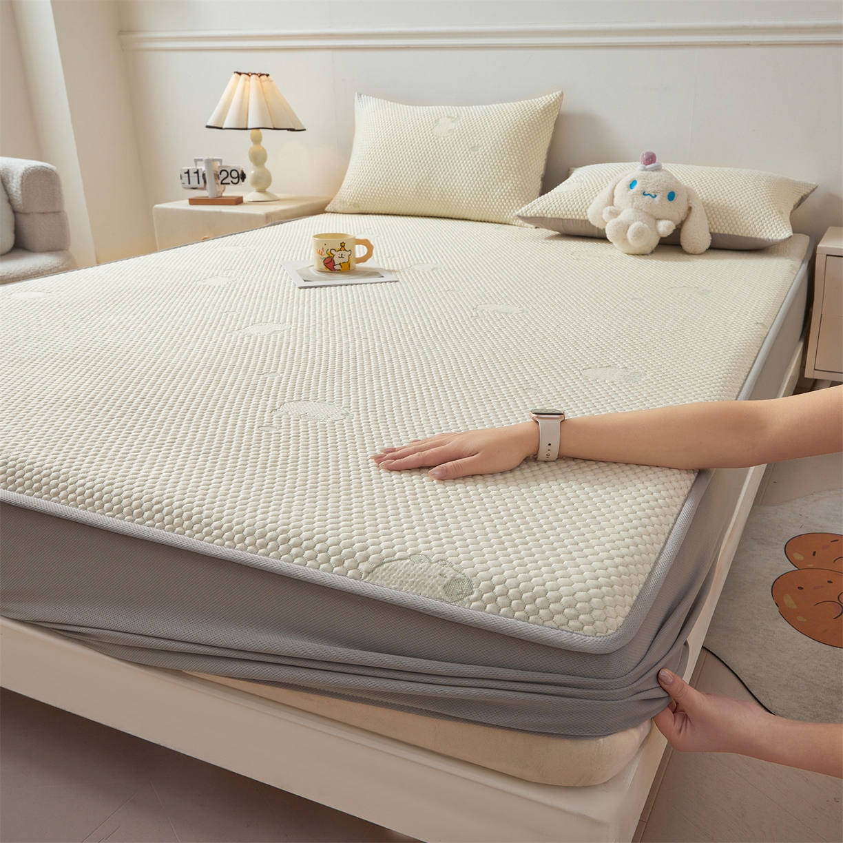 91家纺网 家纺一手货源 找家纺 恒爱家纺 2026新款冰豆豆冰丝床笠凉席席子凉席 卡皮巴拉-绿