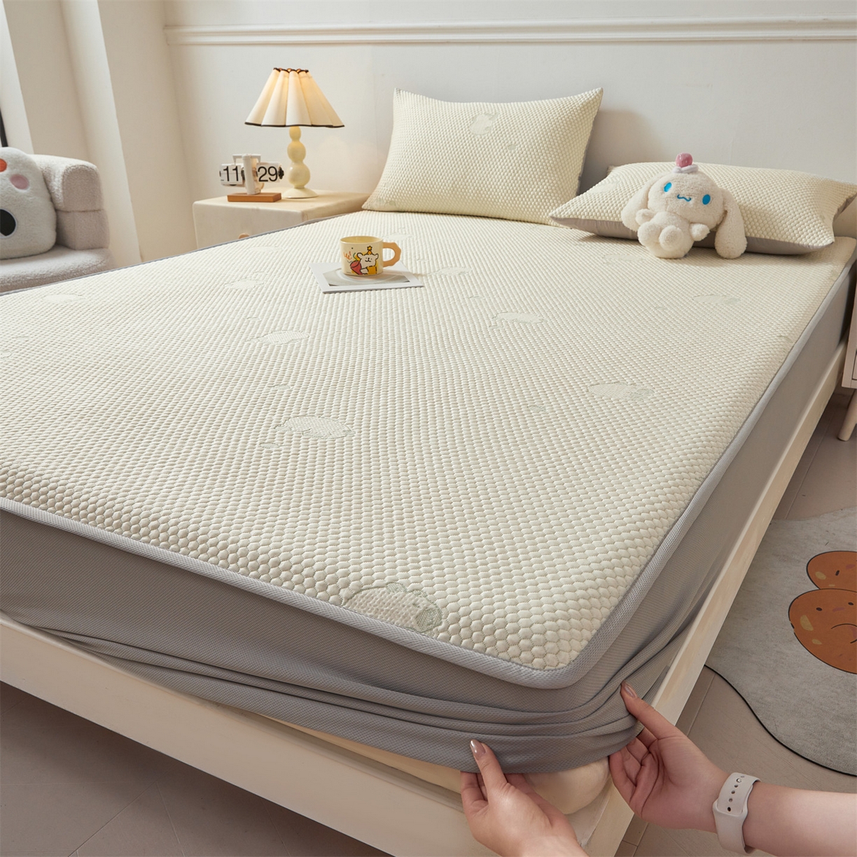 91家纺网 家纺一手货源 找家纺 恒爱家纺 2026新款冰豆豆冰丝床笠凉席席子凉席 卡皮巴拉-绿