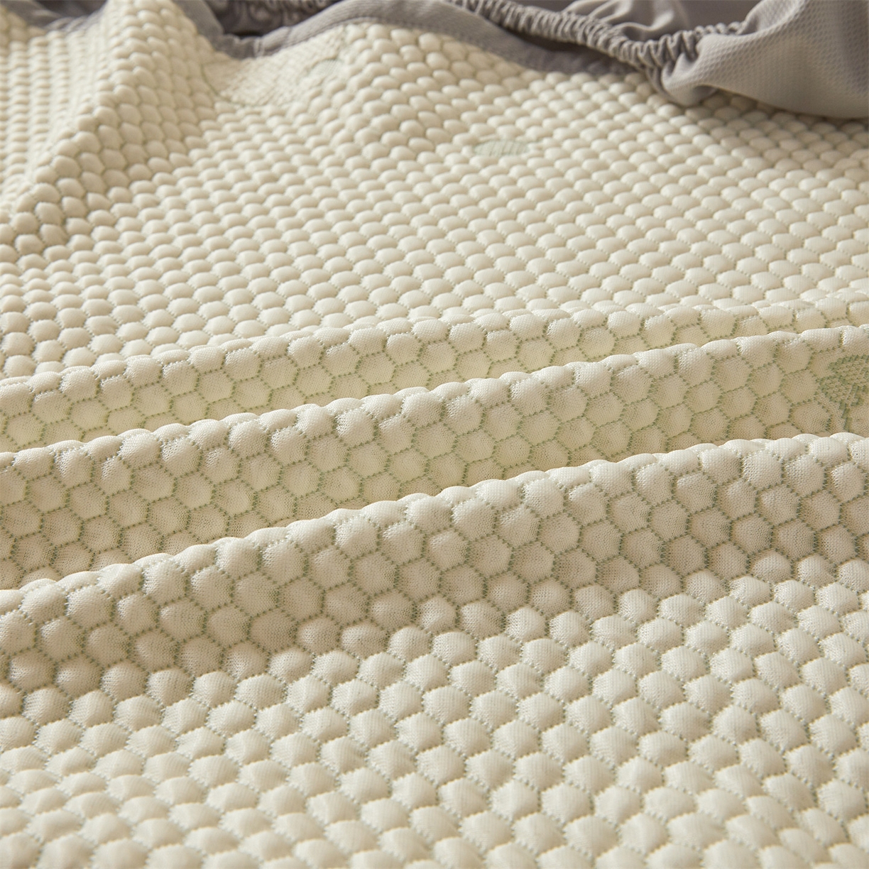 91家纺网 家纺一手货源 找家纺 恒爱家纺 2026新款冰豆豆冰丝床笠凉席席子凉席 卡皮巴拉-绿