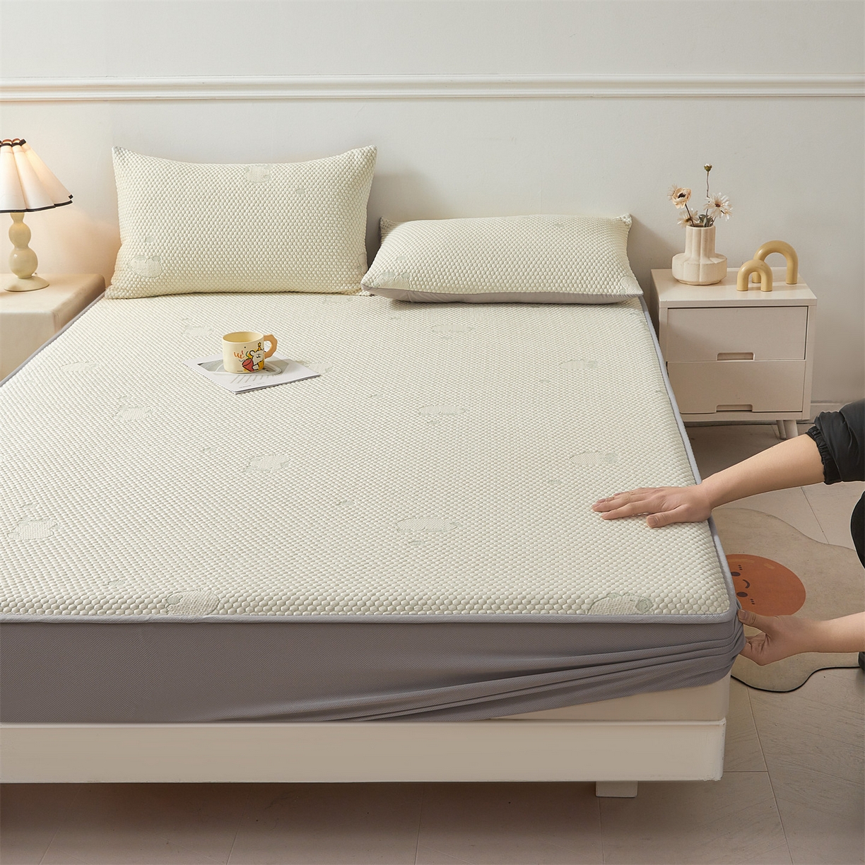 91家纺网 家纺一手货源 找家纺 恒爱家纺 2026新款冰豆豆冰丝床笠凉席席子凉席 卡皮巴拉-绿