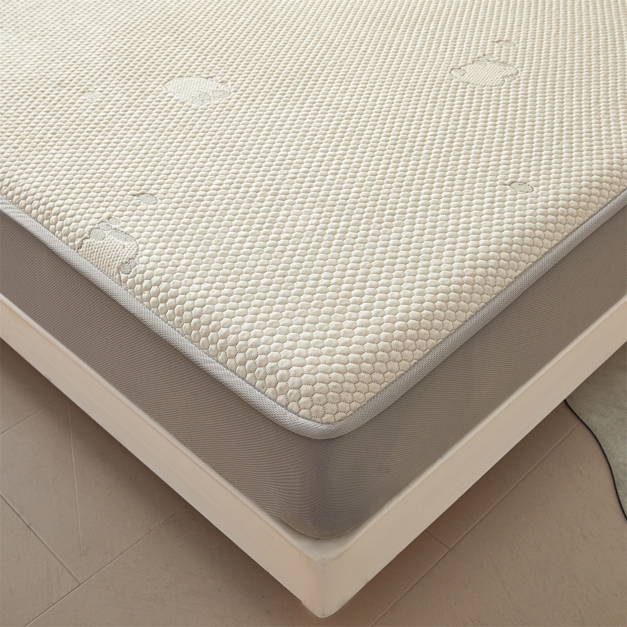 91家纺网 家纺一手货源 找家纺 恒爱家纺 2026新款冰豆豆冰丝床笠凉席席子凉席 卡皮巴拉-浅灰