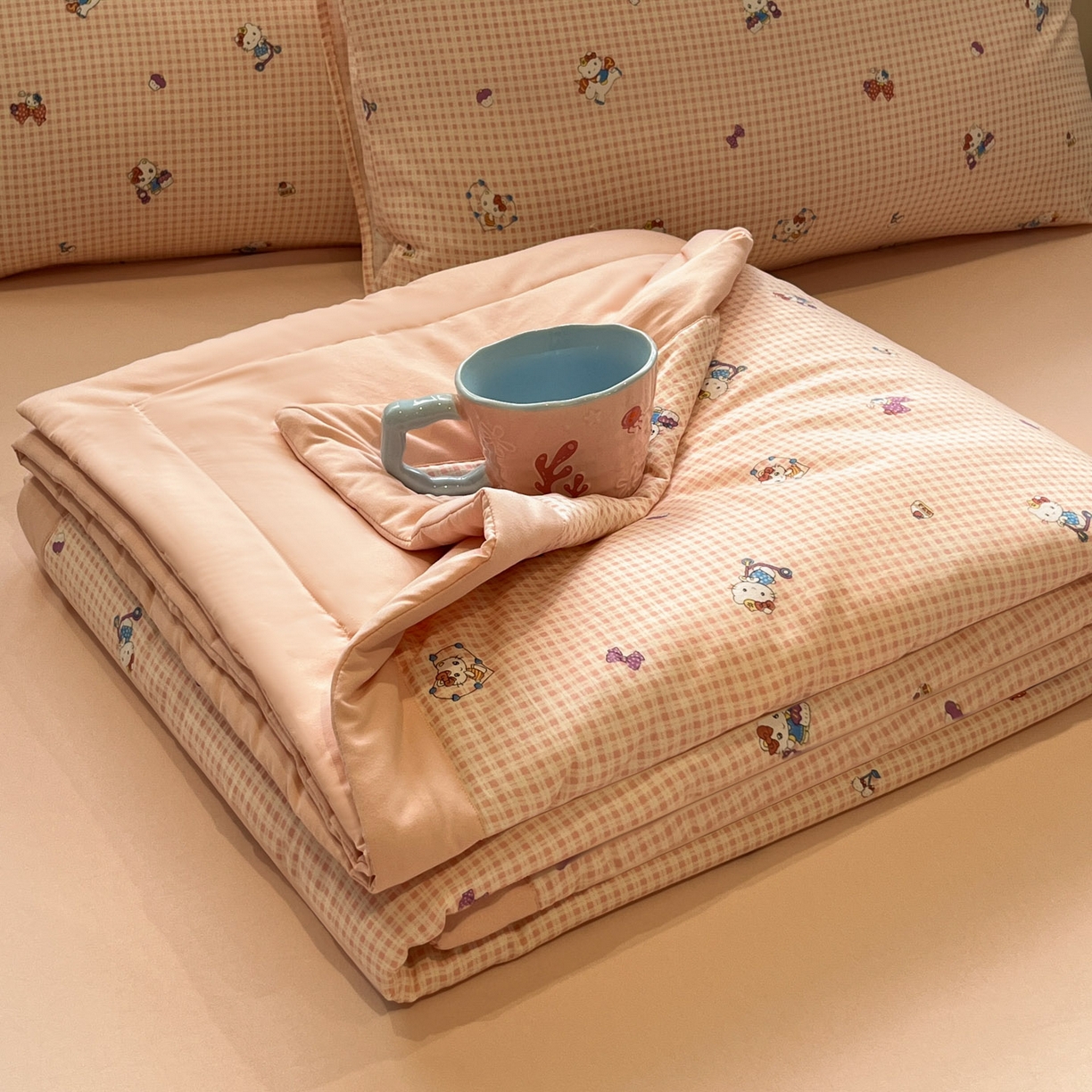 一加一 2026新款云柔棉印花凉感冰蚕夏被夏凉被空调被四件套 粉格凯蒂