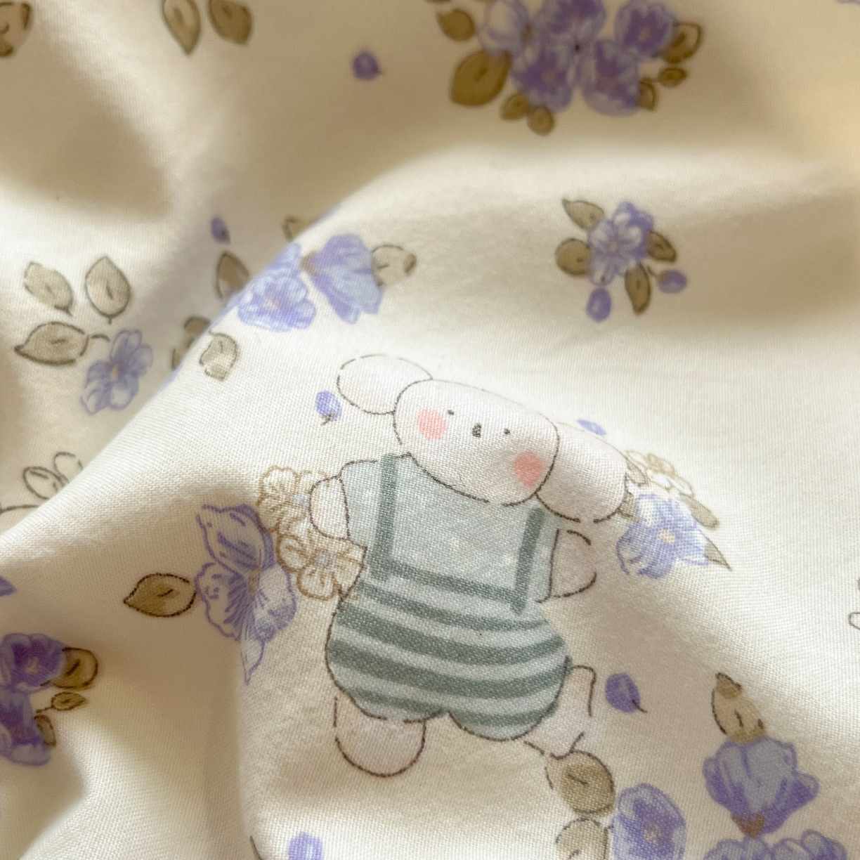 91家纺网 家纺一手货源 找家纺 一加一 2026新款云柔棉印花凉感冰蚕夏被夏凉被空调被四件套 花季