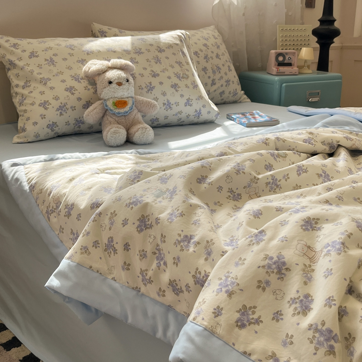 91家纺网 家纺一手货源 找家纺 一加一 2026新款云柔棉印花凉感冰蚕夏被夏凉被空调被四件套 花季