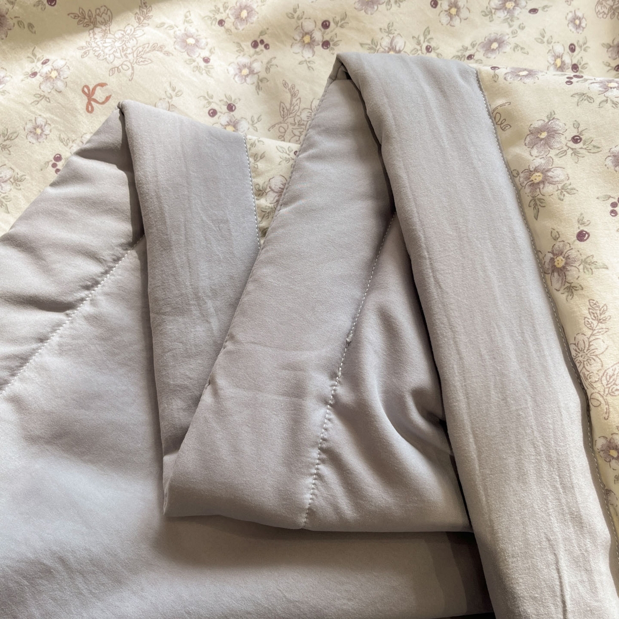 91家纺网 家纺一手货源 找家纺 一加一 2026新款云柔棉印花凉感冰蚕夏被夏凉被空调被四件套 森林小镇