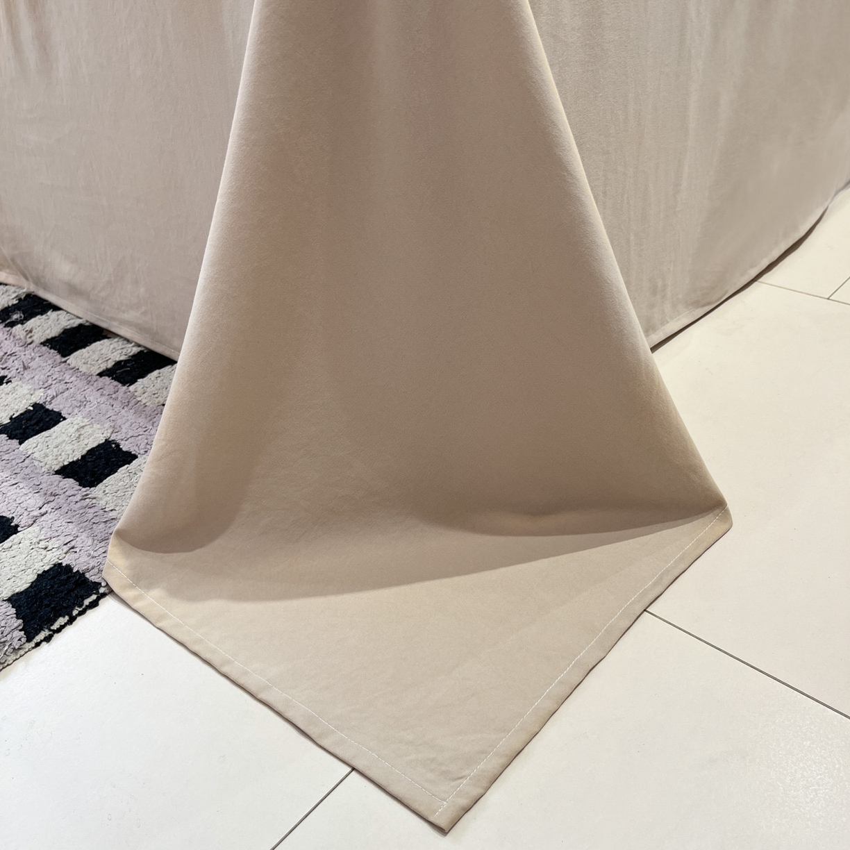 91家纺网 家纺一手货源 找家纺 一加一 2026新款云柔棉印花凉感冰蚕夏被夏凉被空调被四件套 温柔花香