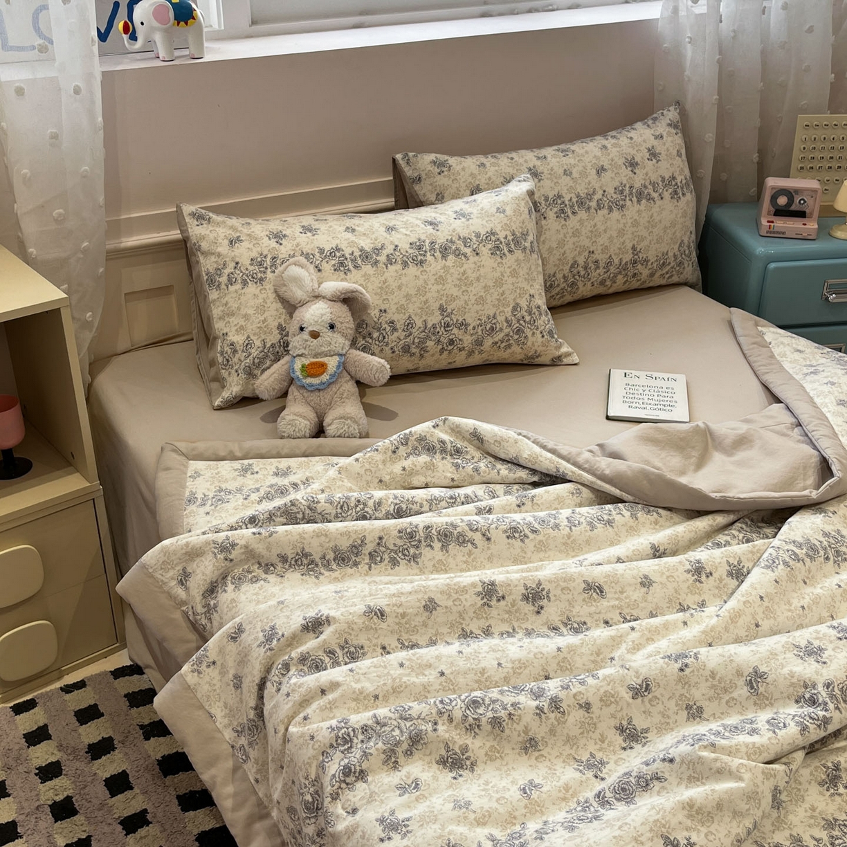 91家纺网 家纺一手货源 找家纺 一加一 2026新款云柔棉印花凉感冰蚕夏被夏凉被空调被四件套 温柔花香