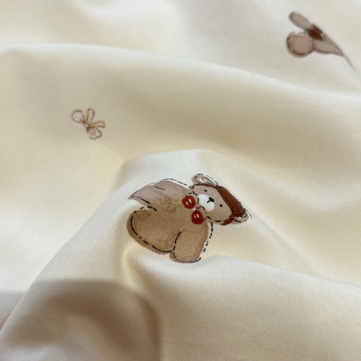 91家纺网 家纺一手货源 找家纺 一加一 2026新款云柔棉印花凉感冰蚕夏被夏凉被空调被四件套 星星熊