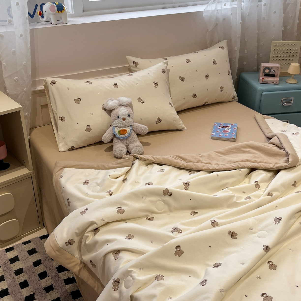 91家纺网 家纺一手货源 找家纺 一加一 2026新款云柔棉印花凉感冰蚕夏被夏凉被空调被四件套 星星熊