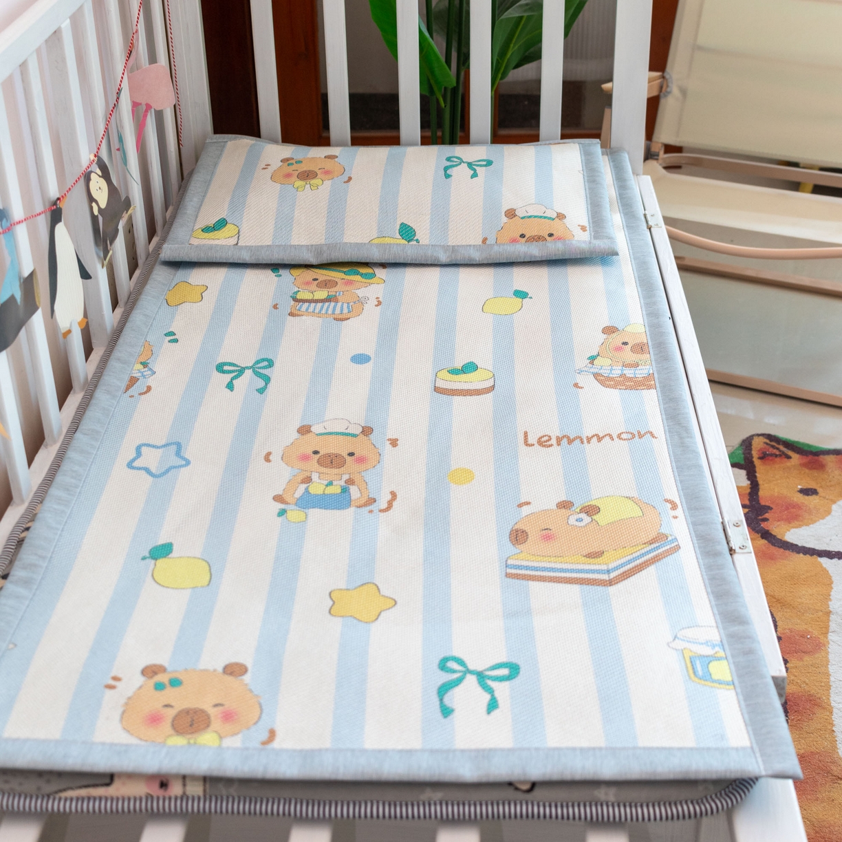 欣宜家纺 2026新款A类宽边儿童冰藤席 卡皮巴拉【竖条纹】