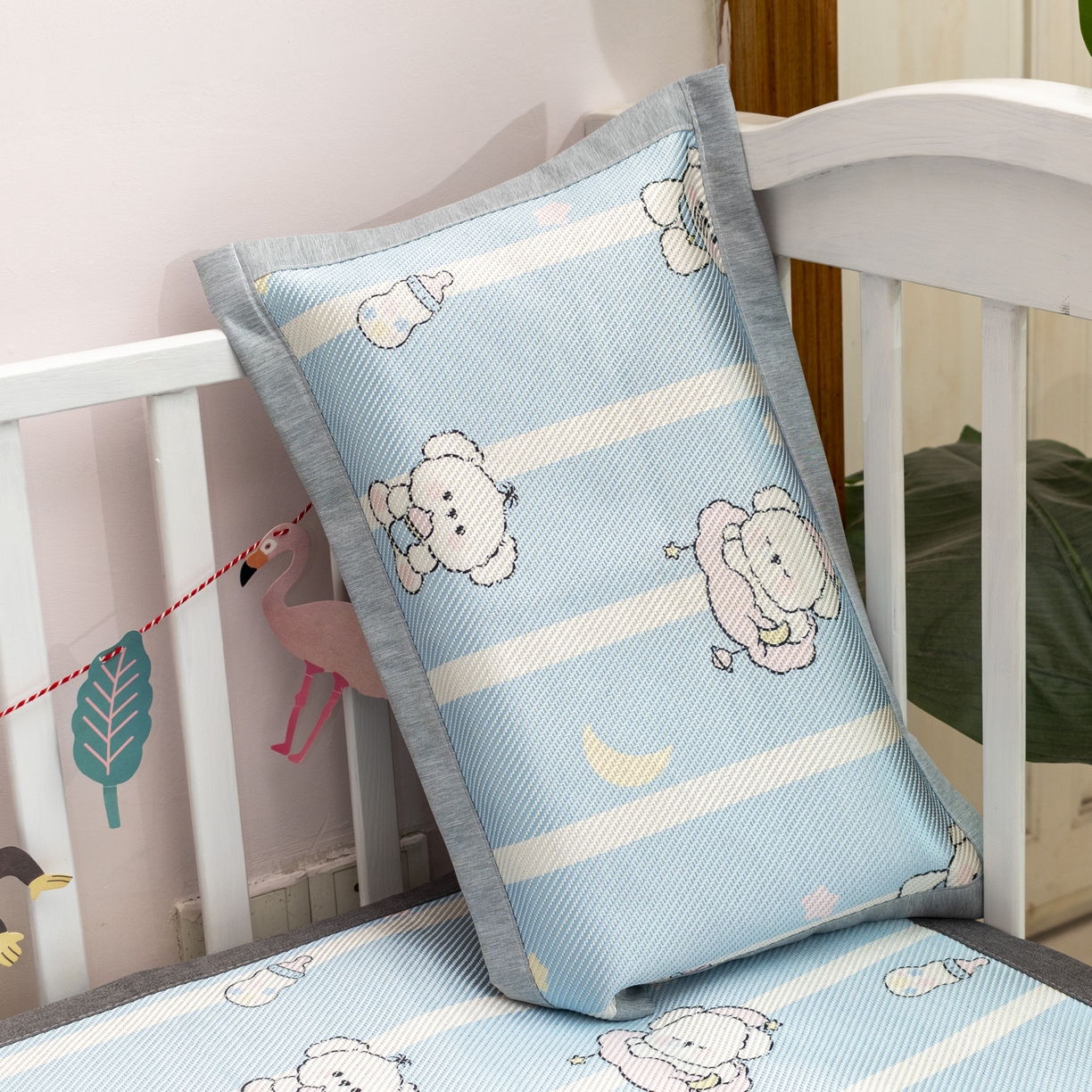 91家纺网 家纺一手货源 找家纺 欣宜家纺 2026新款A类宽边儿童冰藤席 小奶瓶