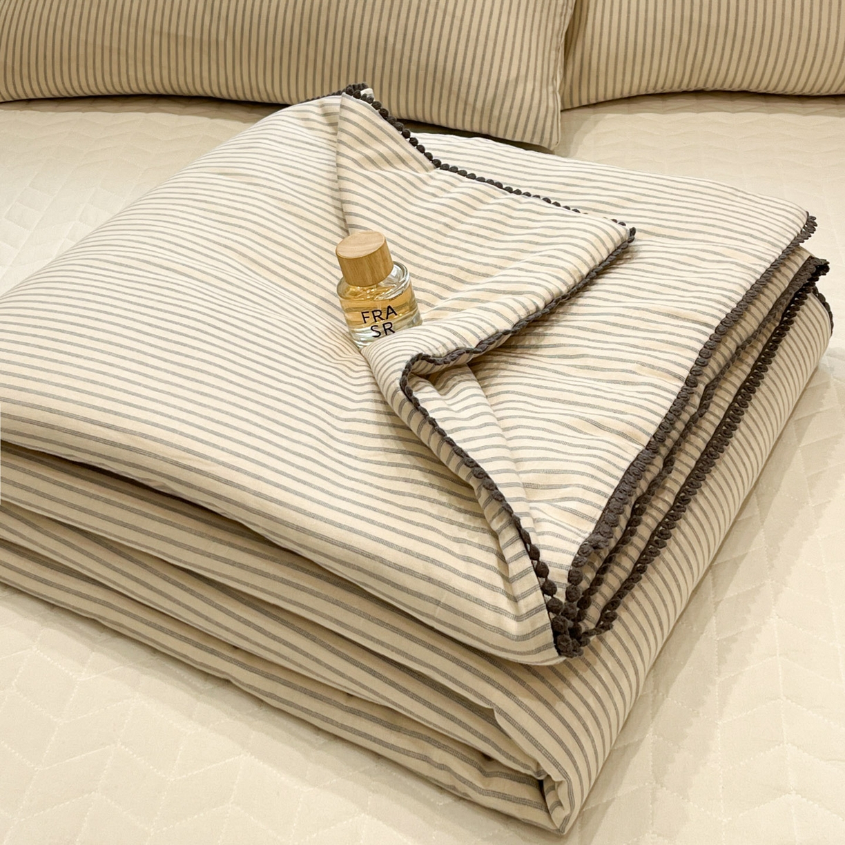 91家纺网 家纺一手货源 找家纺 （总）一加一 2026新款全棉双层纱印花小花边大豆夏被夏凉被空调被-花纱眠夏