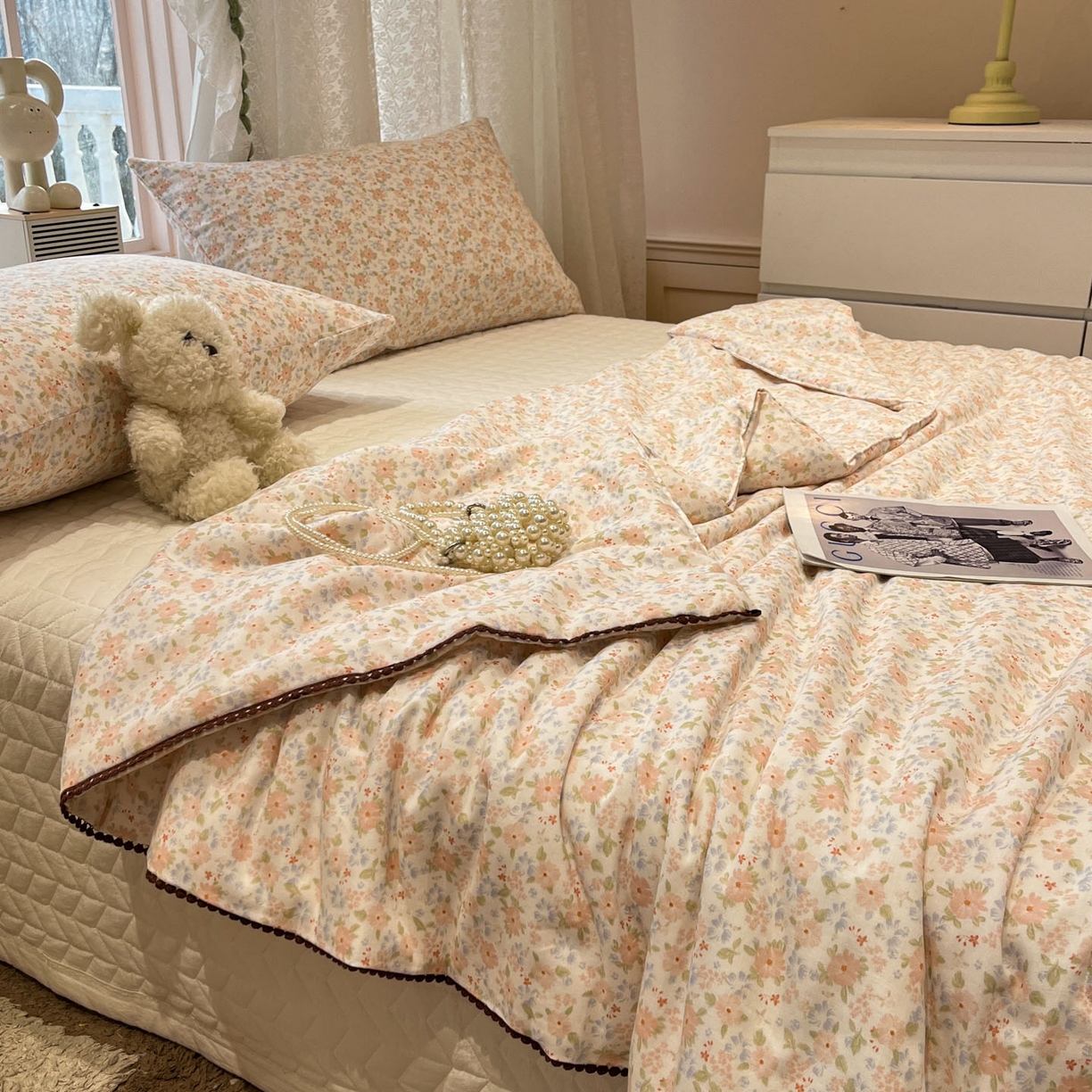 91家纺网 家纺一手货源 找家纺 一加一 2026新款全棉双层纱印花小花边大豆夏被夏凉被空调被-花纱眠夏 灿若繁花