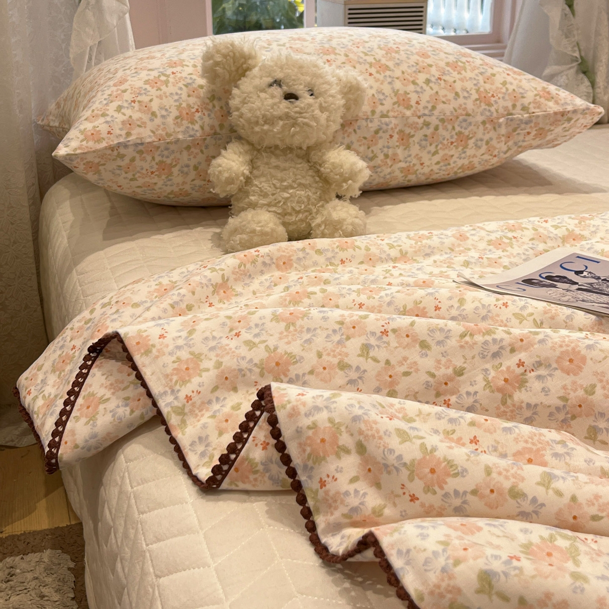 91家纺网 家纺一手货源 找家纺 一加一 2026新款全棉双层纱印花小花边大豆夏被夏凉被空调被-花纱眠夏 灿若繁花