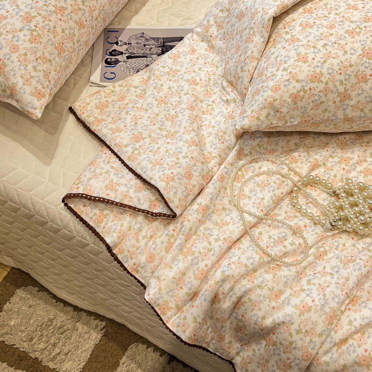 91家纺网 家纺一手货源 找家纺 一加一 2026新款全棉双层纱印花小花边大豆夏被夏凉被空调被-花纱眠夏 灿若繁花