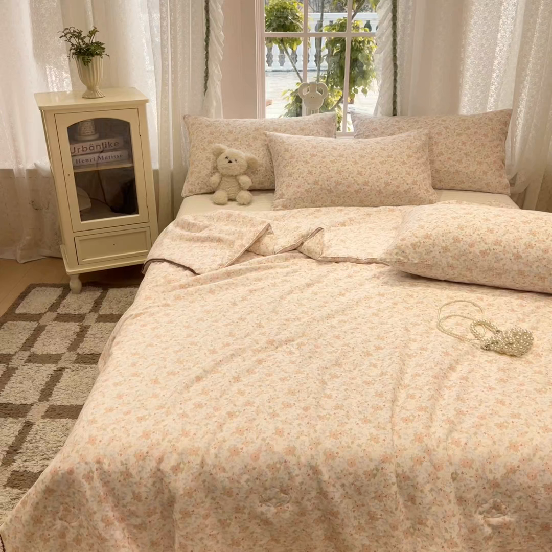 91家纺网 家纺一手货源 找家纺 一加一 2026新款全棉双层纱印花小花边大豆夏被夏凉被空调被-花纱眠夏 灿若繁花