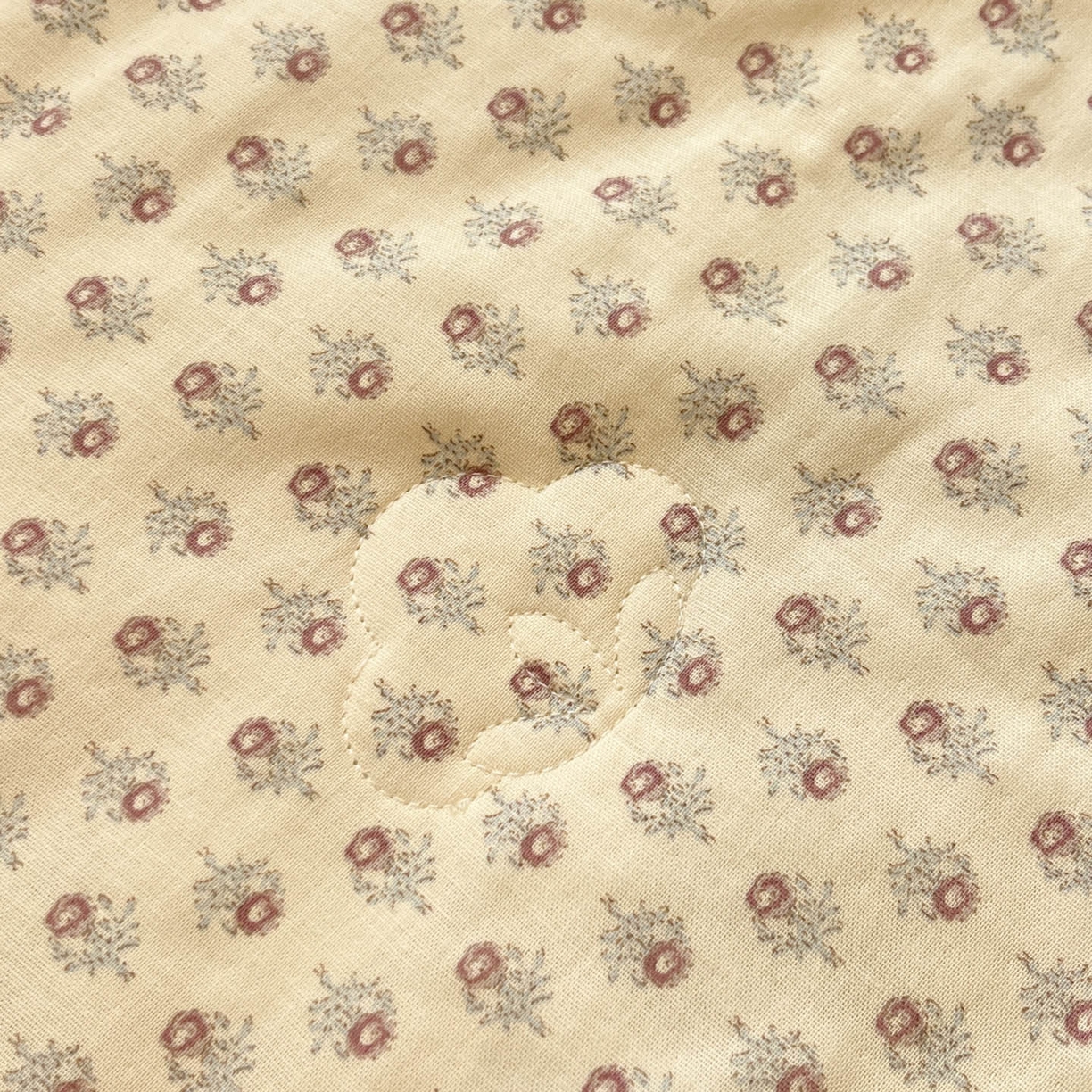 91家纺网 家纺一手货源 找家纺 一加一 2026新款全棉双层纱印花小花边大豆夏被夏凉被空调被-花纱眠夏 花影