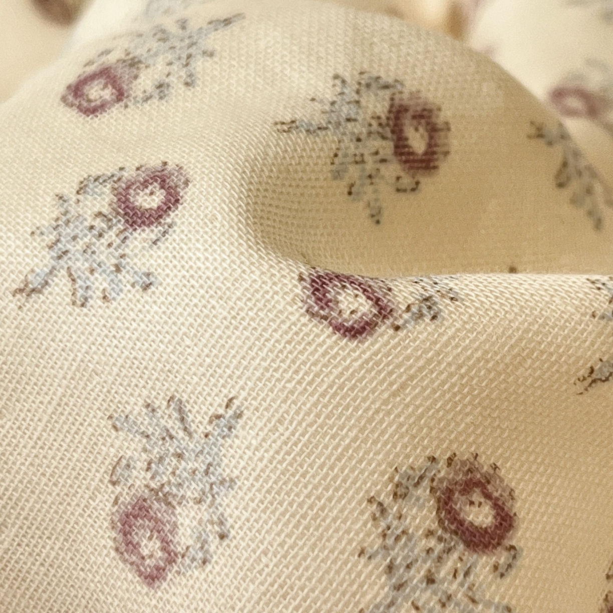 91家纺网 家纺一手货源 找家纺 一加一 2026新款全棉双层纱印花小花边大豆夏被夏凉被空调被-花纱眠夏 花影