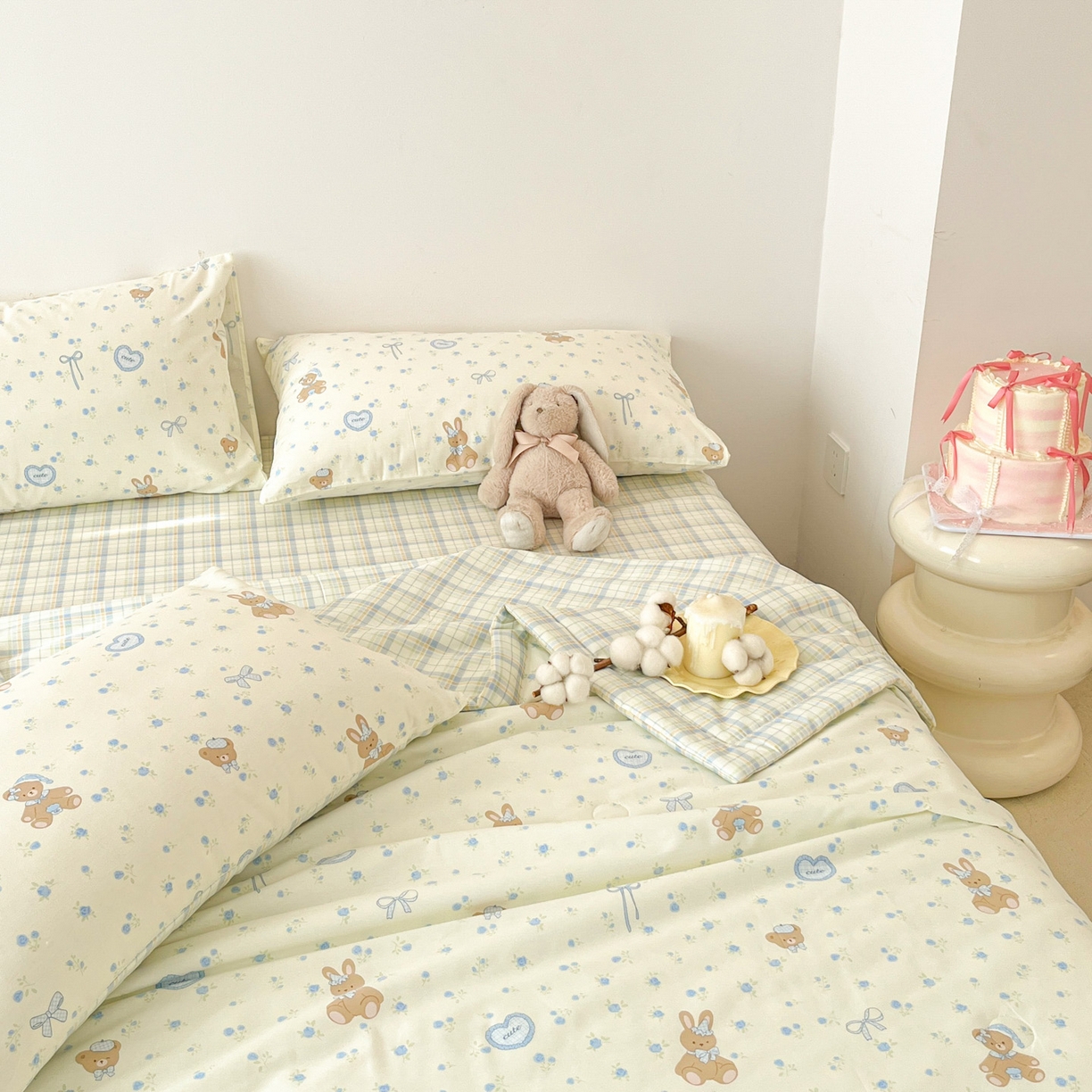 91家纺网 家纺一手货源 找家纺 一加一 2026新款全棉新疆棉花夏被夏凉被空调被四件套-棉语清夏 熊兔伙伴