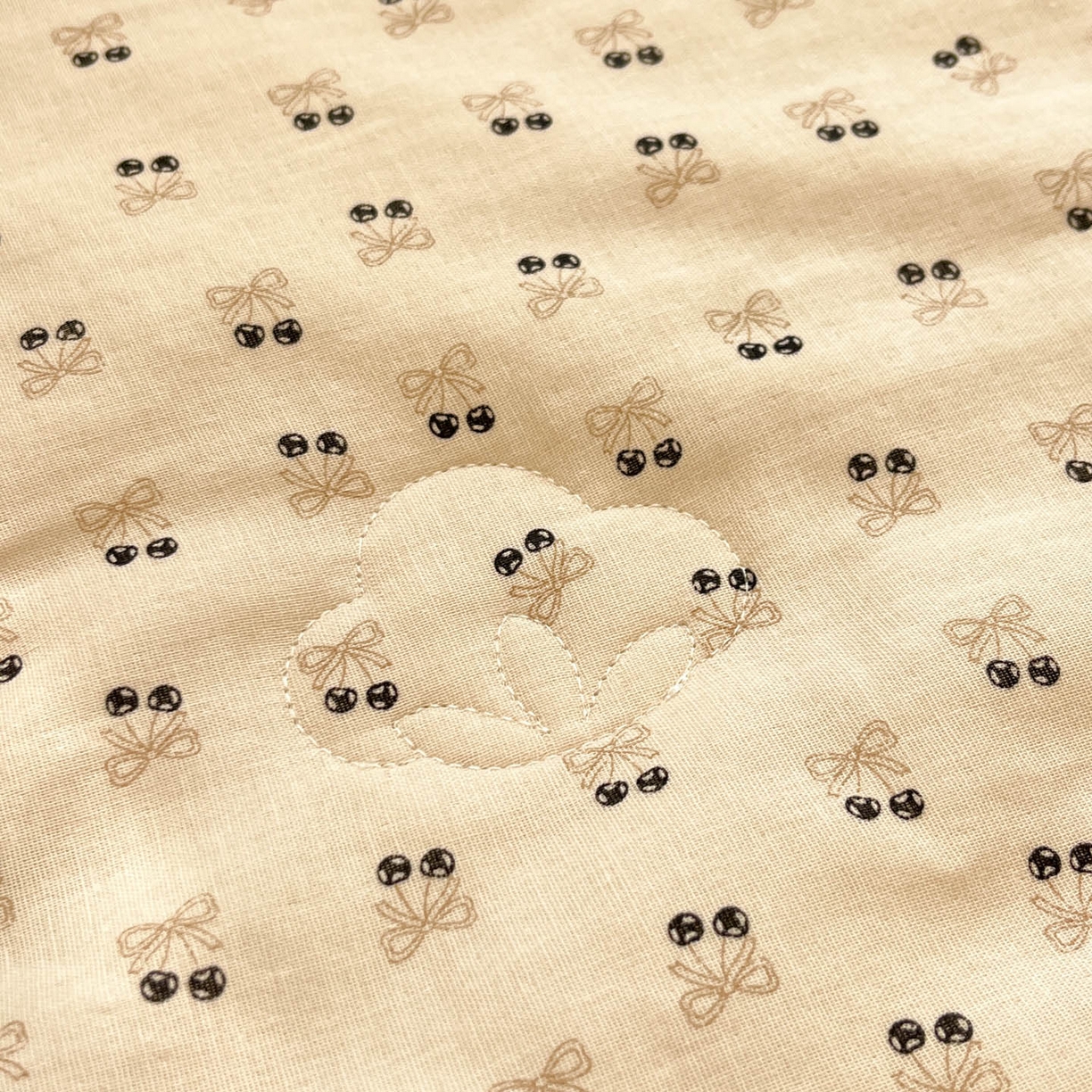 91家纺网 家纺一手货源 找家纺 一加一 2026新款全棉双层纱印花小花边大豆夏被夏凉被空调被-花纱眠夏 焦糖樱桃